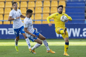 Soi kèo Tenerife vs CD Eldense ngày 20/02/2024 tại trangcadobongda.lat